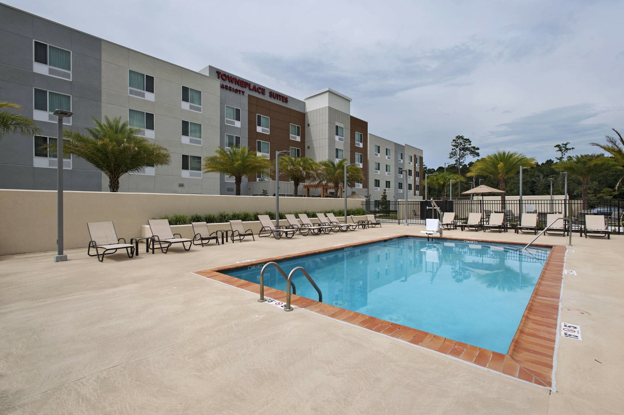 Hotel Towneplace Charles