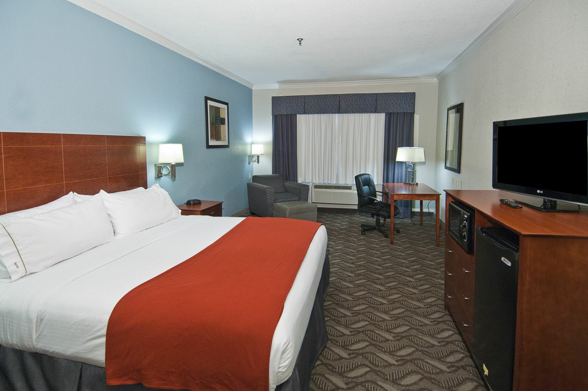 Express And Charles By Ihg 3*