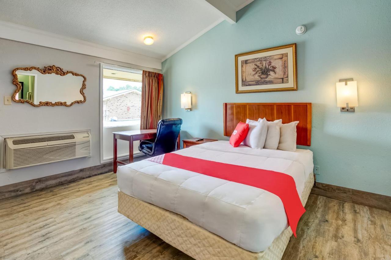 Hotel Oyo Charles La I-10 Lake Charles
