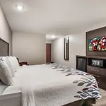 Red Roof Inn & Suites Lake Charles