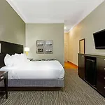La Quinta By Wyndham Lake Charles Casino Area