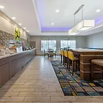 La Quinta By Wyndham Lake Charles Casino Area