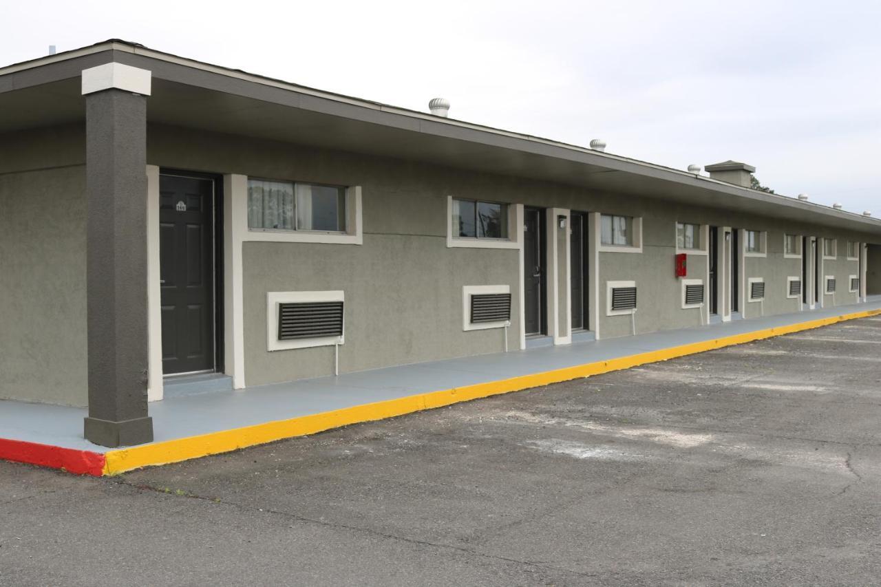 Deluxe Motel Lake Charles