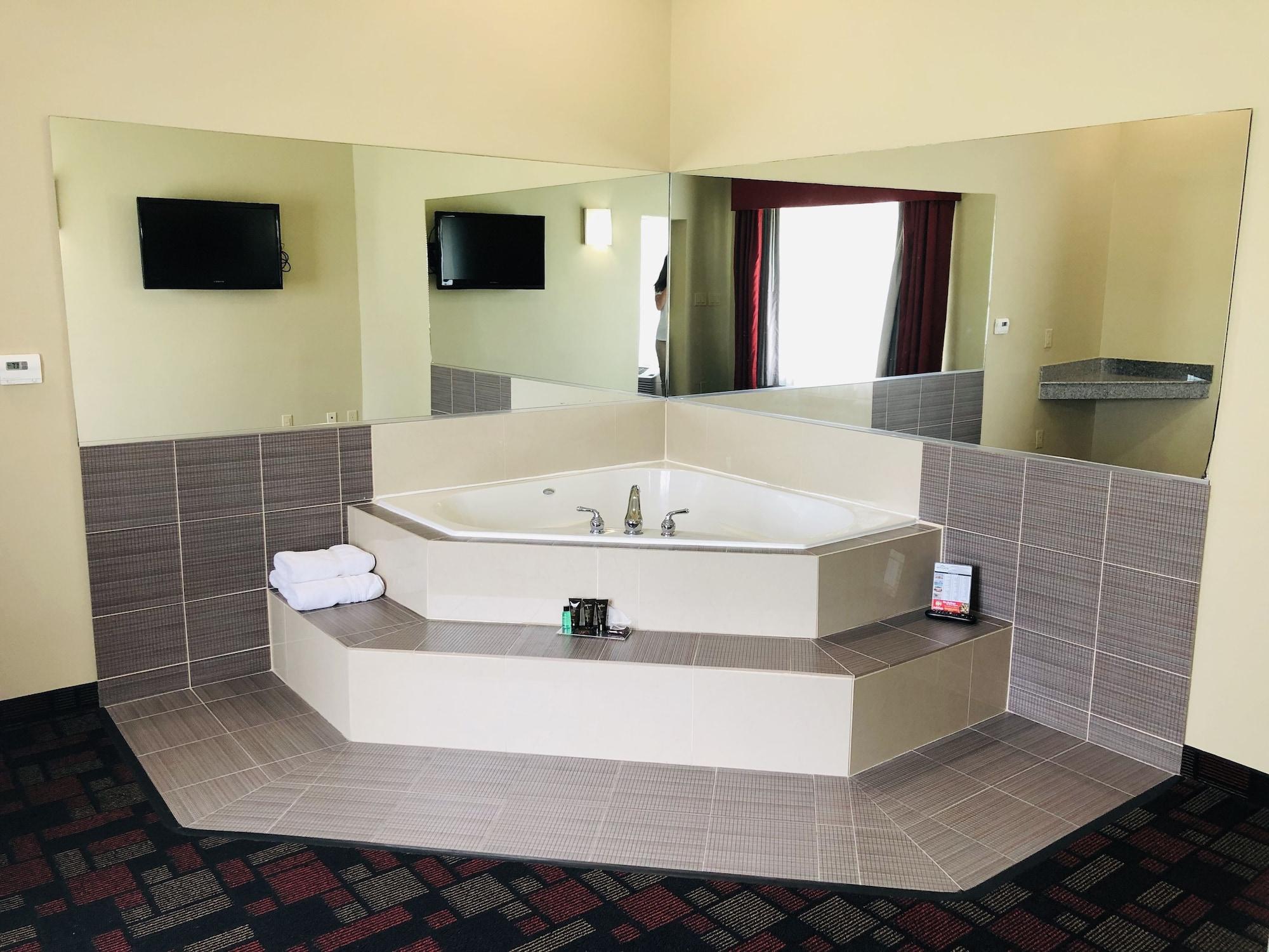 Hotel Wingate By Wyndham Charles Casino Area