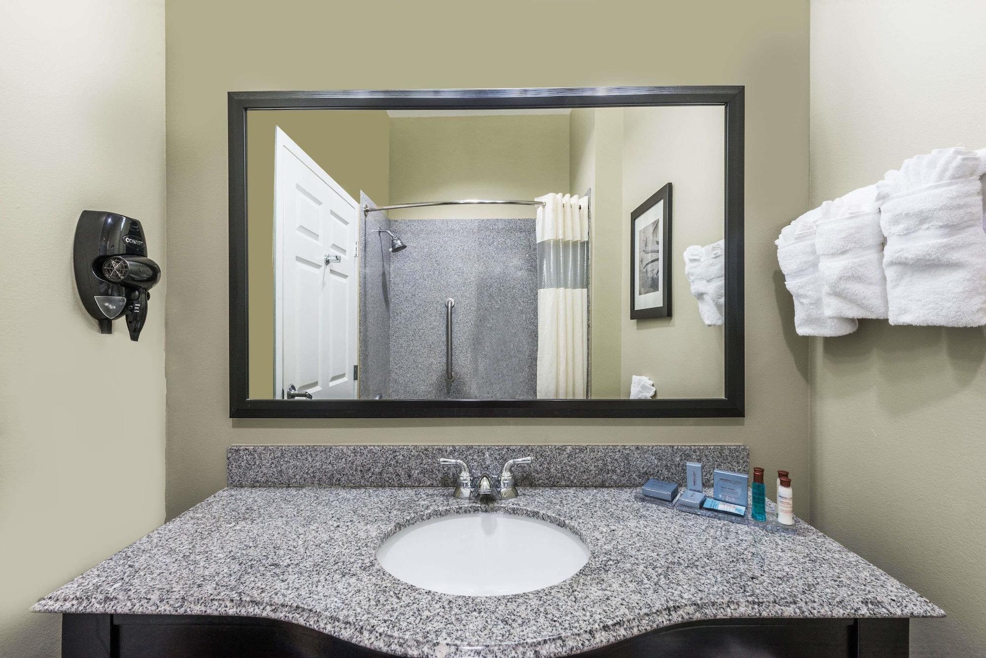 Wingate By Wyndham Charles Casino Area 2*