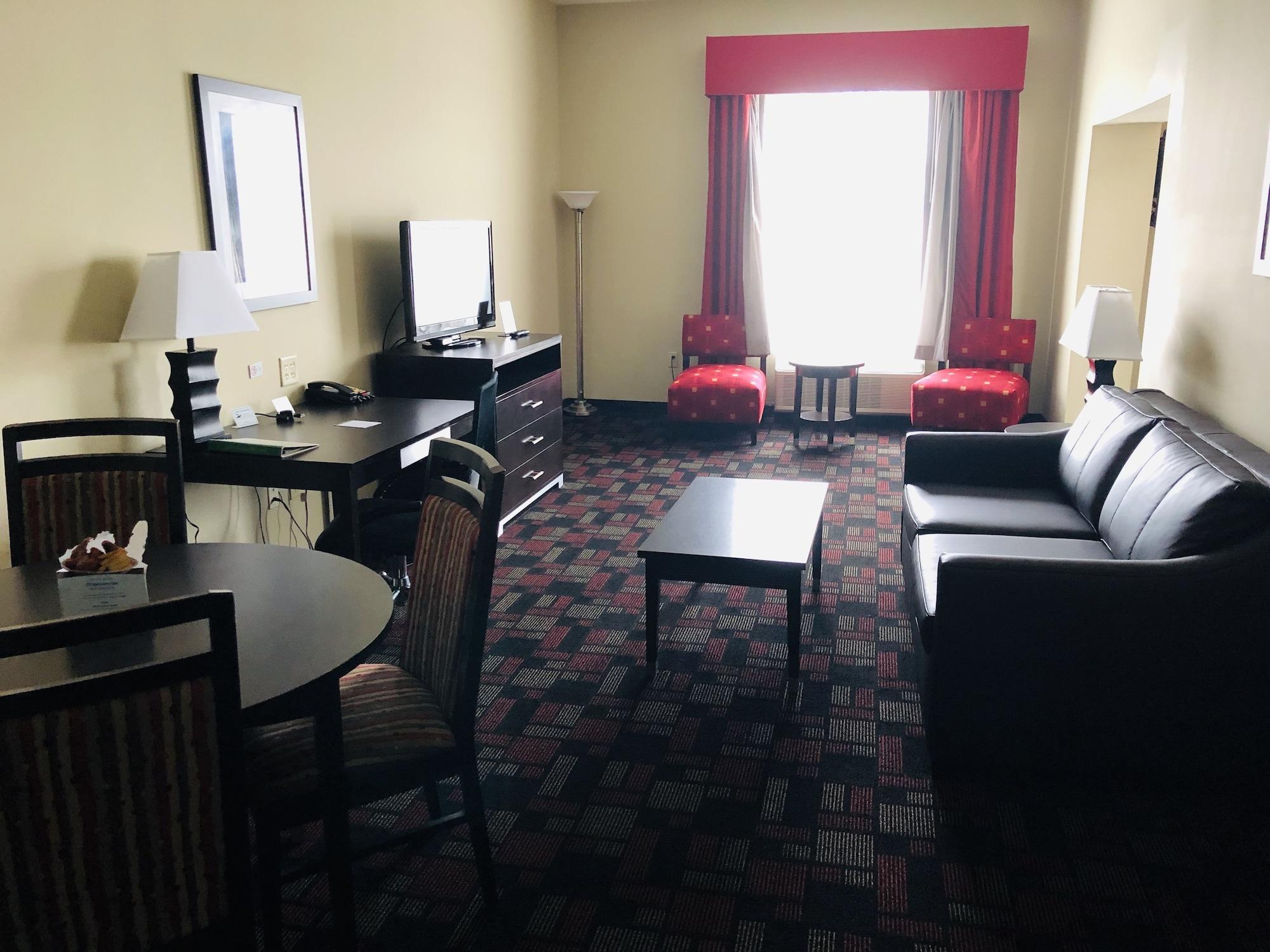 Wingate By Wyndham Charles Casino Area Hotel 2*