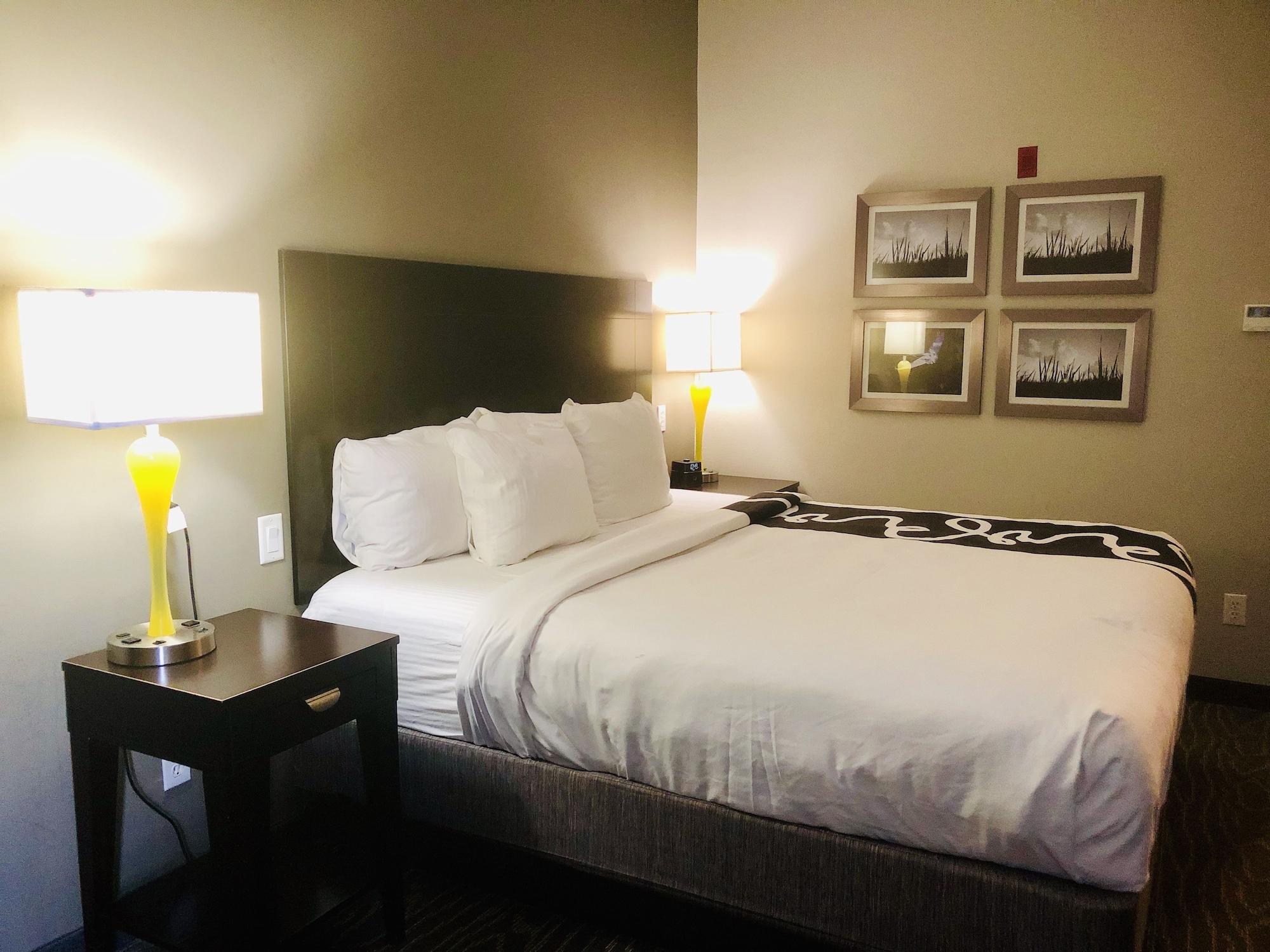 Hotel La Quinta By Wyndham Charles Casino Area