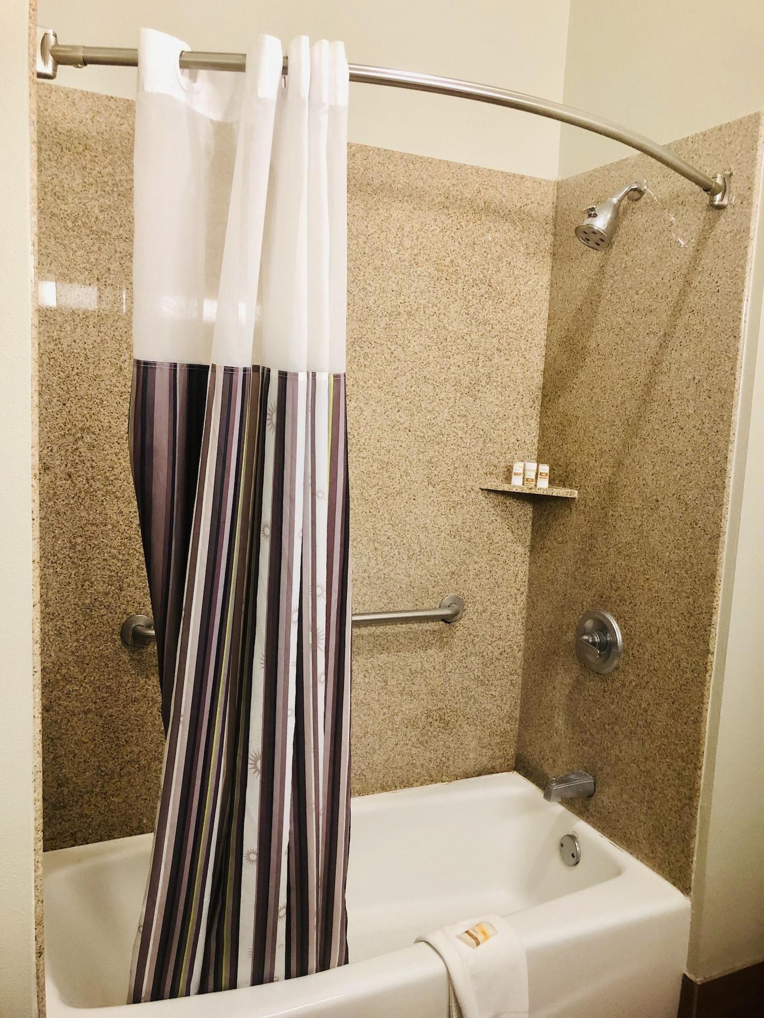 Hotel La Quinta By Wyndham Charles Casino Area