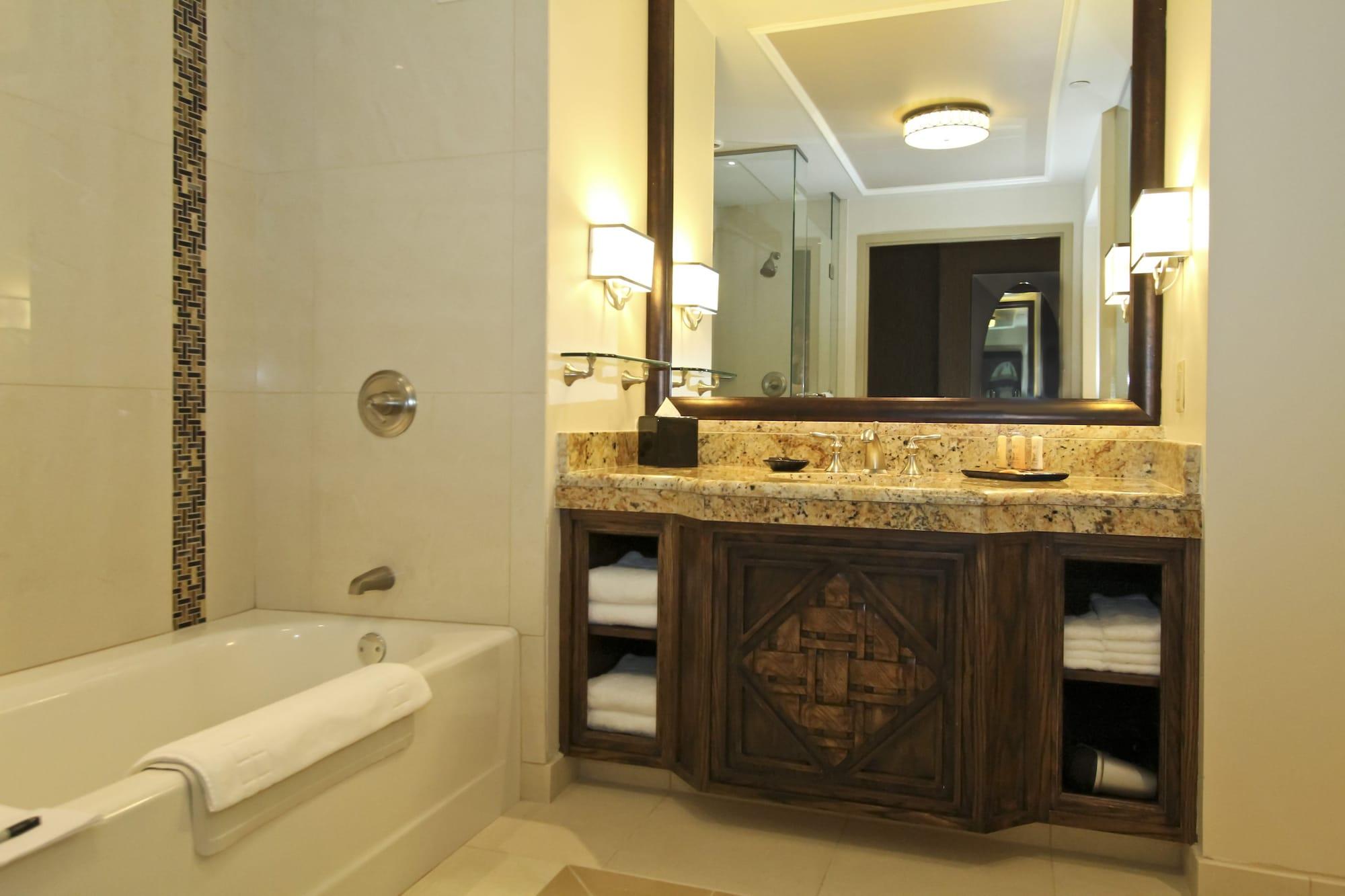 Resort L'auberge Casino Charles 4*