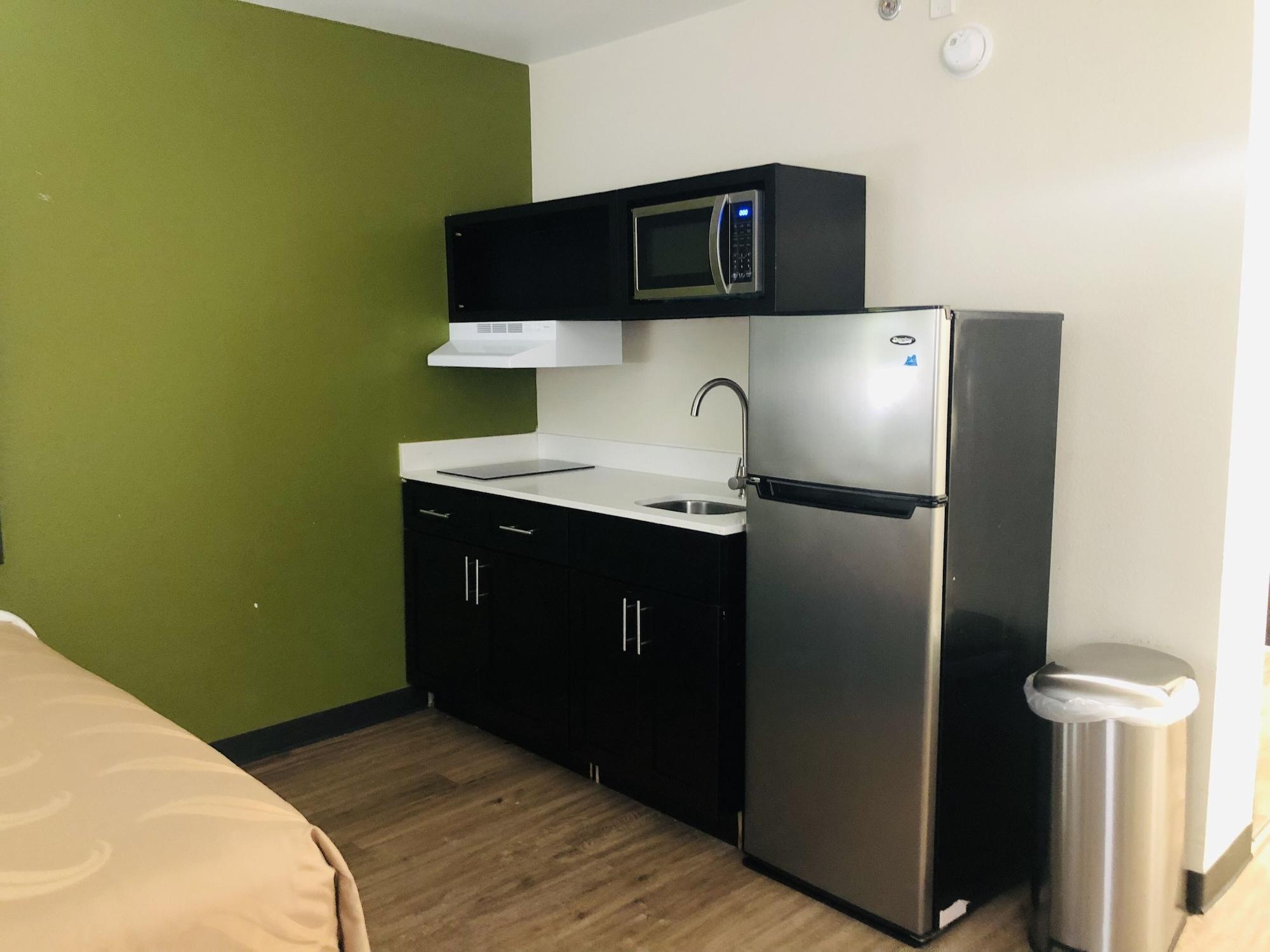 Quality & Charles South 3* Lake Charles