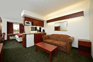 Americas Value And Charles 2* Lake Charles