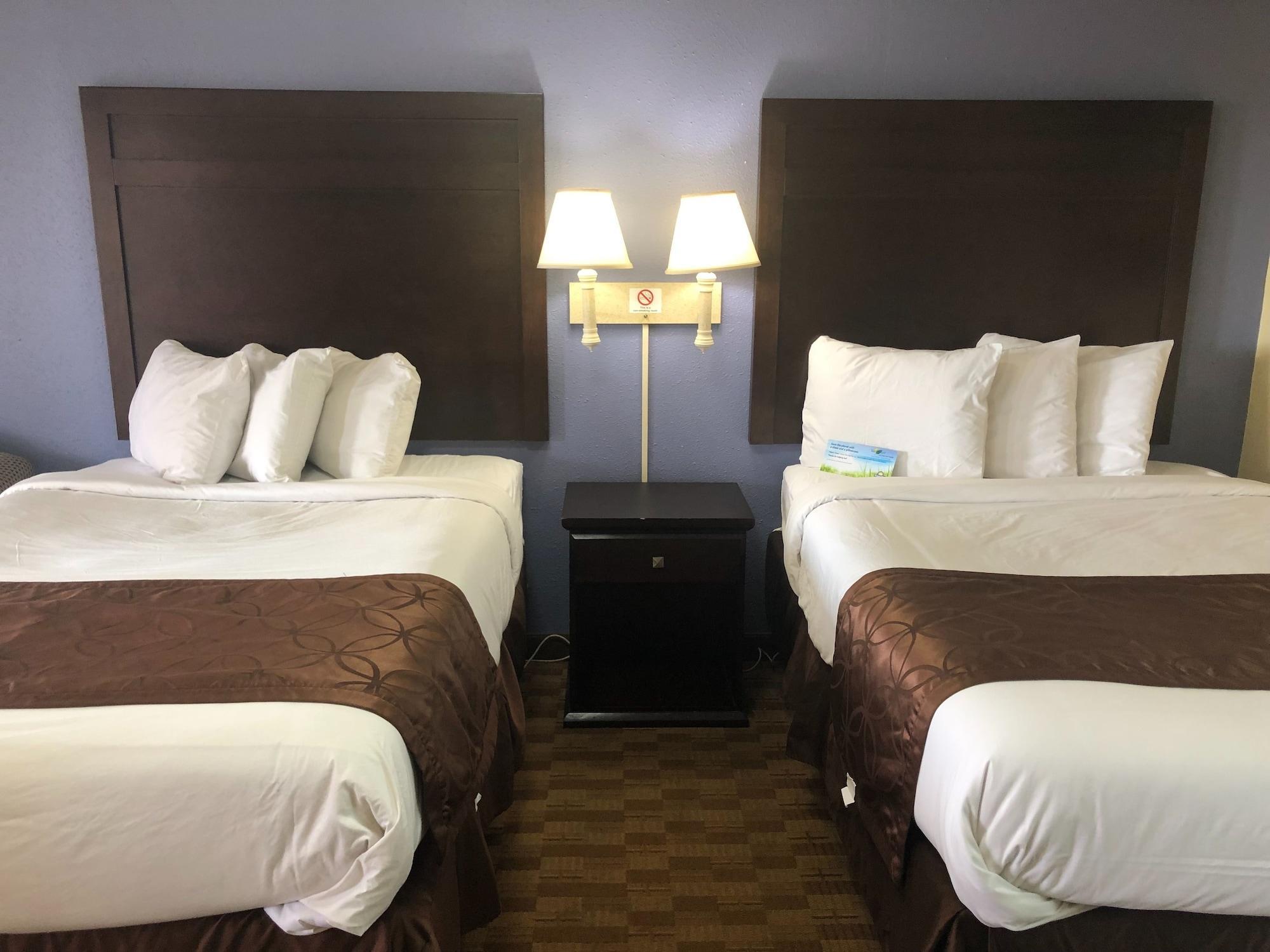 Days By Wyndham Hotel 2*