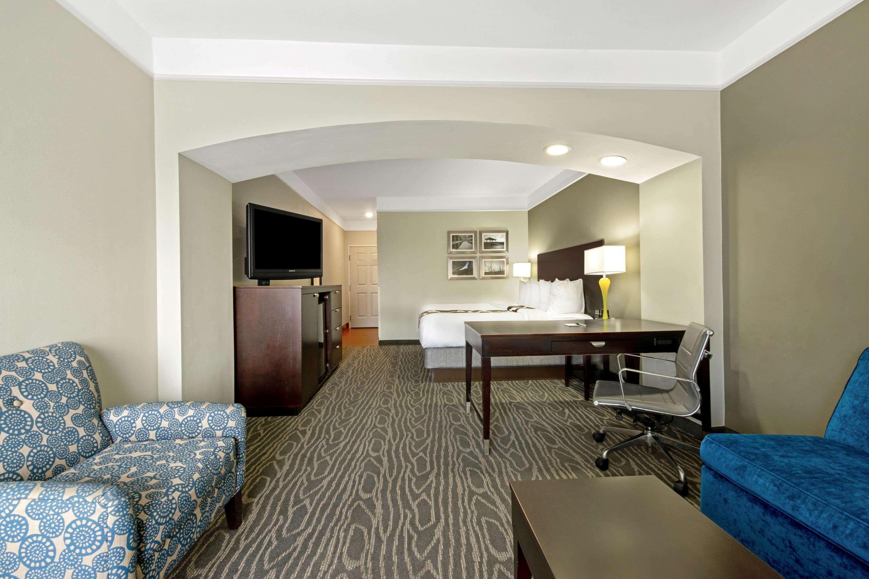 La Quinta By Wyndham Charles Casino Area Hotel