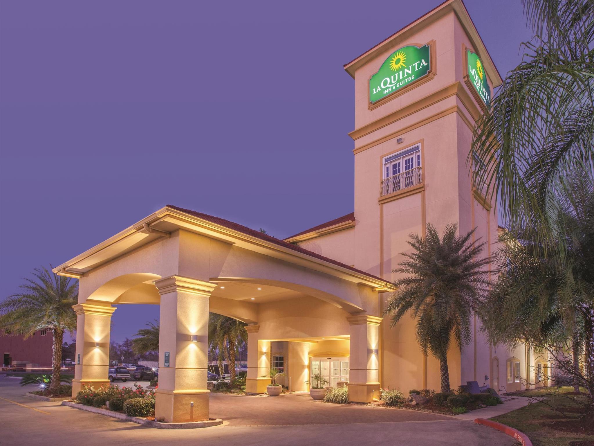 La Quinta By Wyndham Charles Casino Area Hotel
