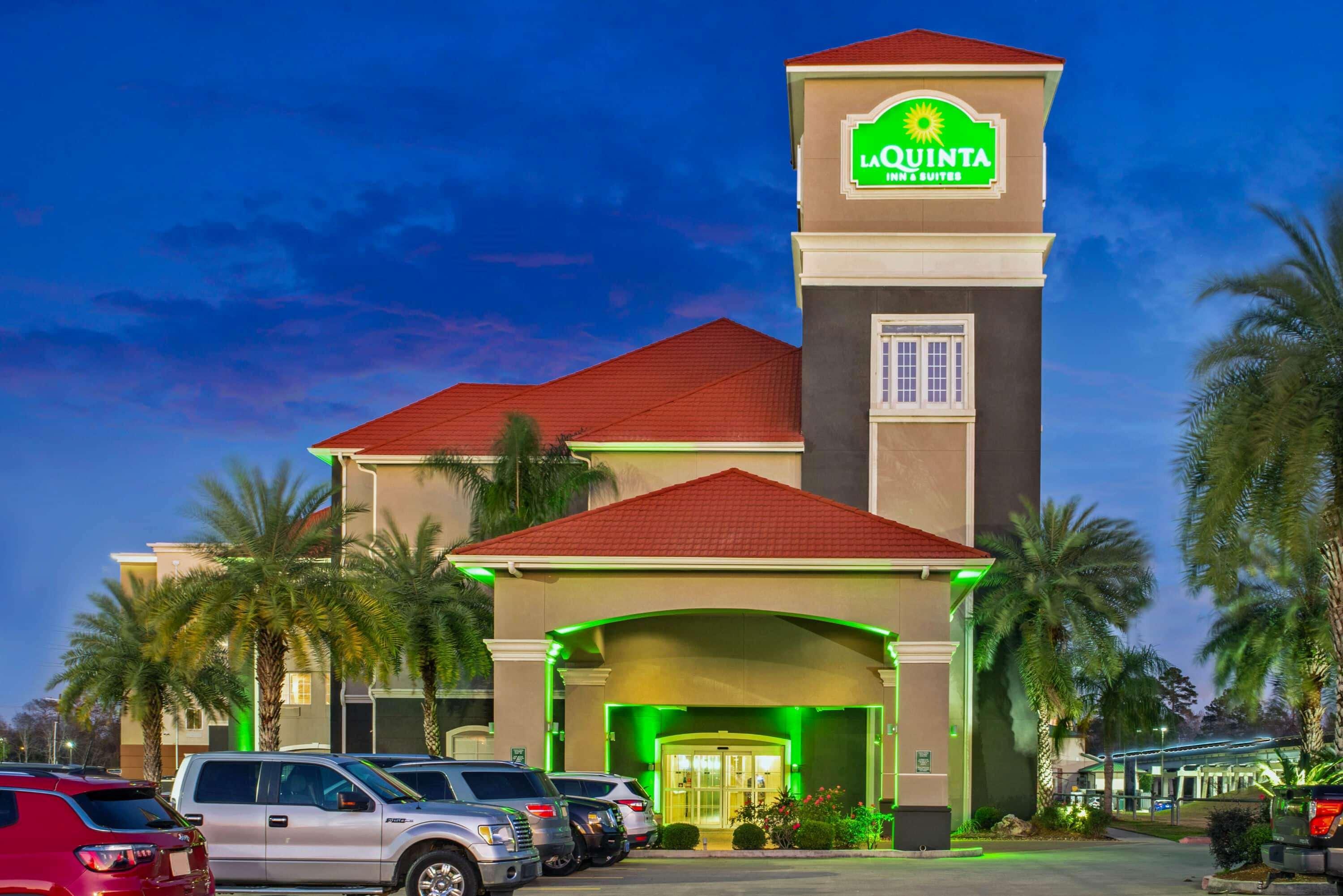 Hotel La Quinta By Wyndham Charles Casino Area 3*