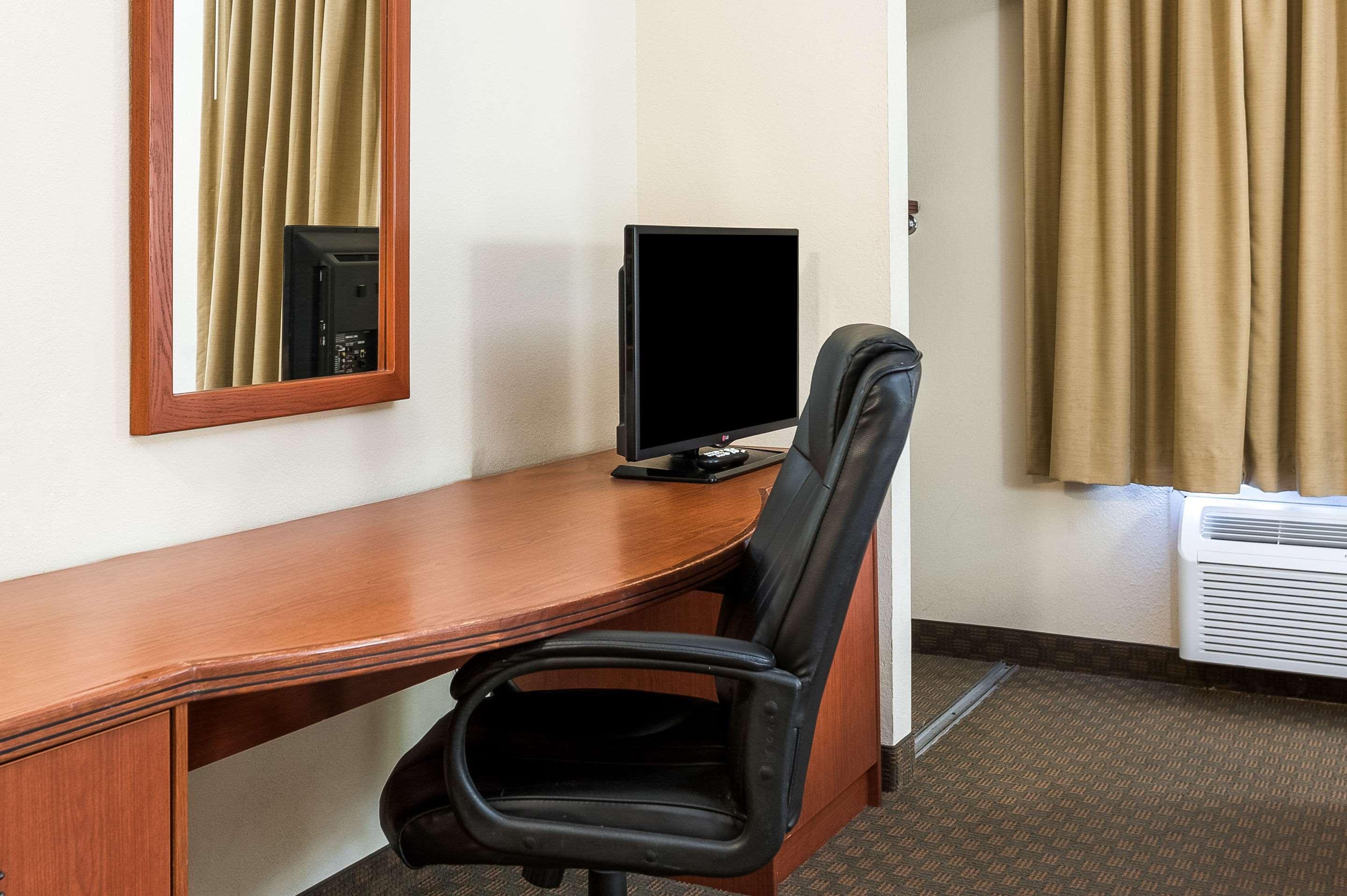 Hotel Quality & Charles South 3*
