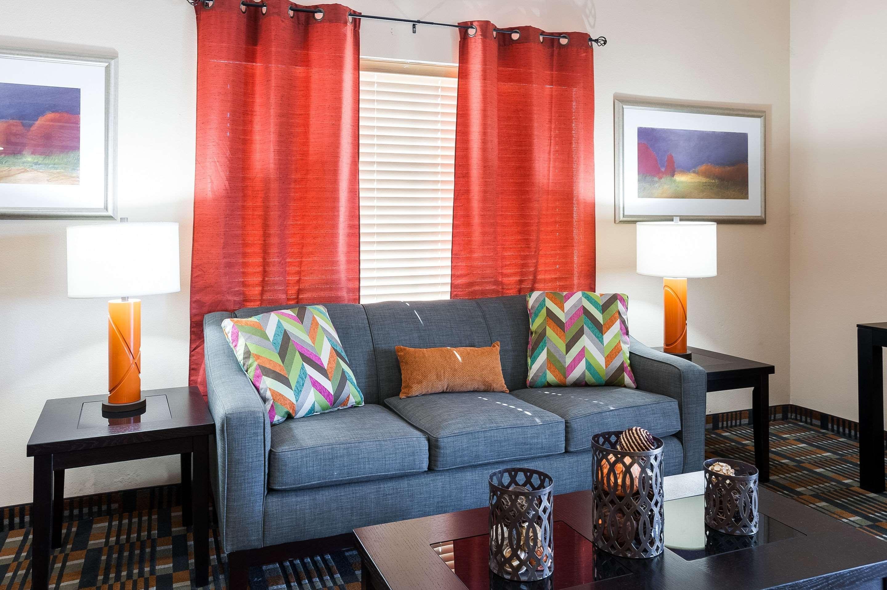 Hotel Quality & Charles South 3*