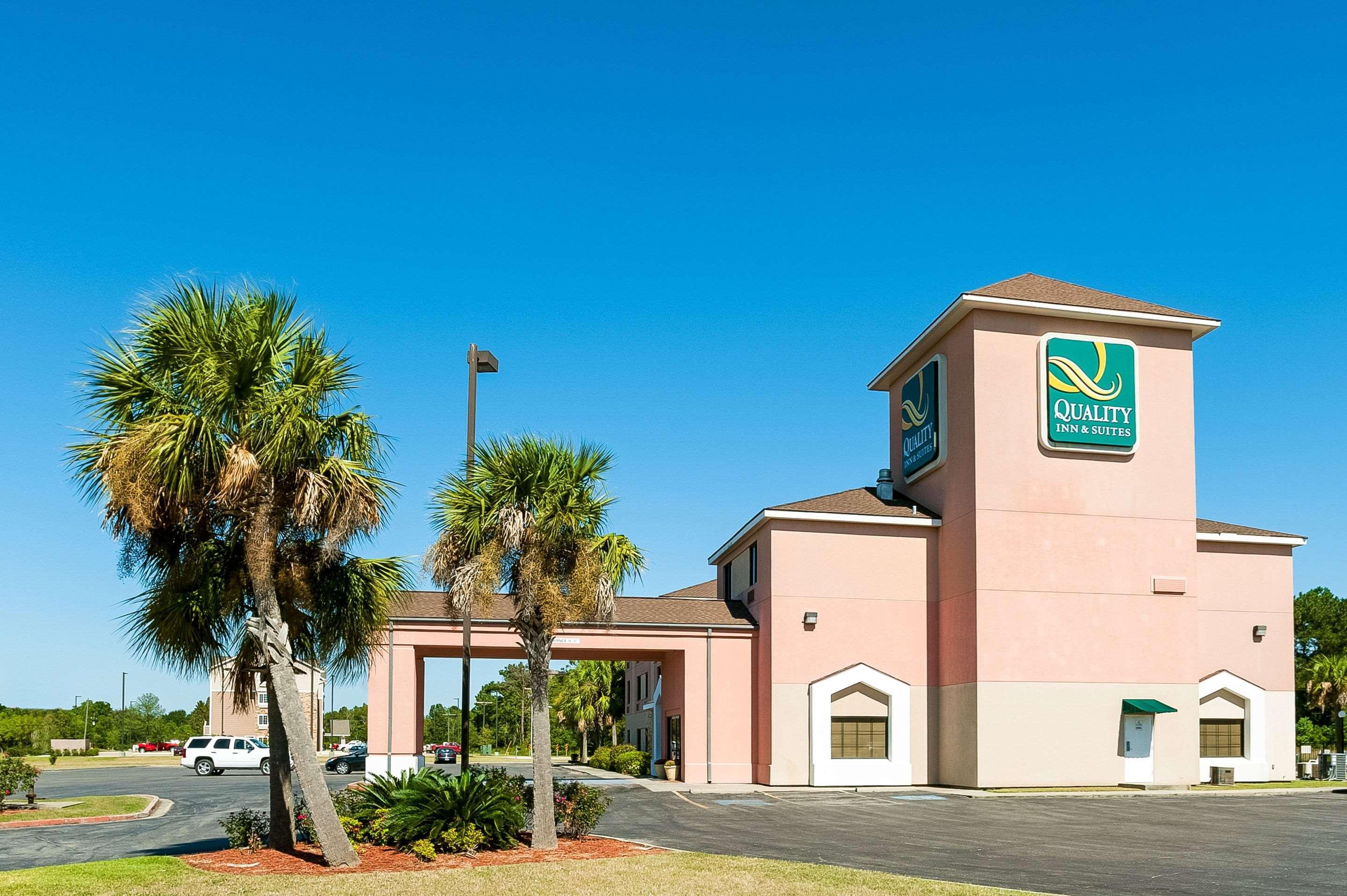 Quality & Charles South 3* Lake Charles