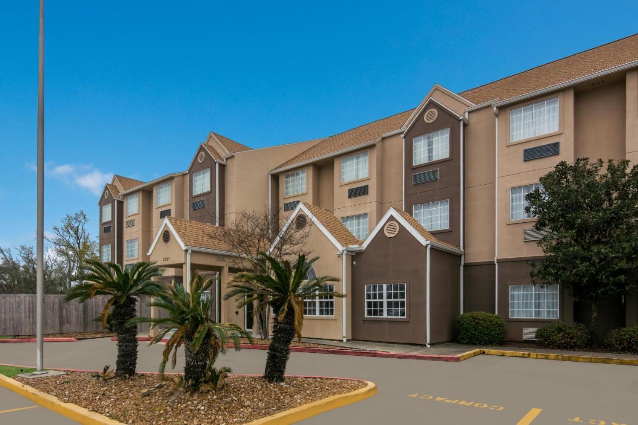 Americas Value And Charles Lake Charles