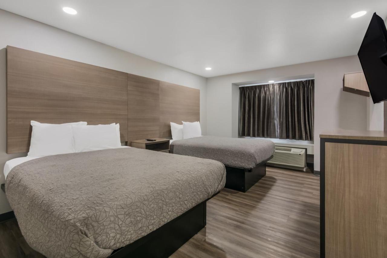 Hotel Americas Value And Charles Lake Charles