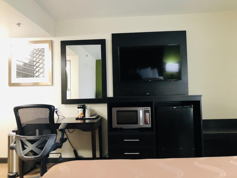 Hotel Quality & Charles South
