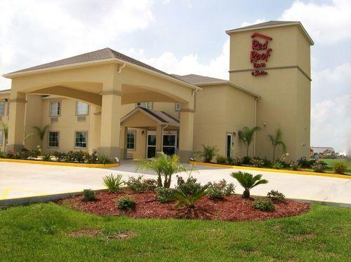 Red Roof & Charles Lake Charles