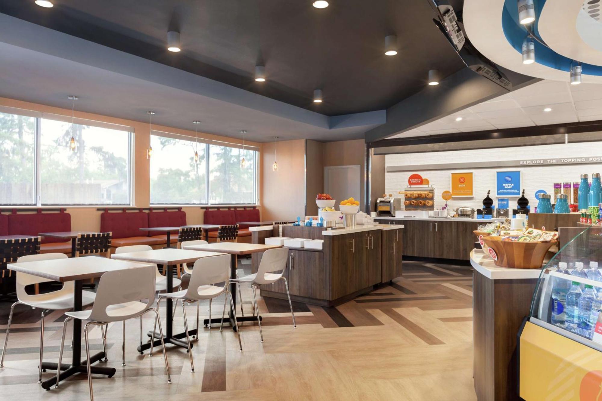 Hotel Tru By Hilton Charles 3*