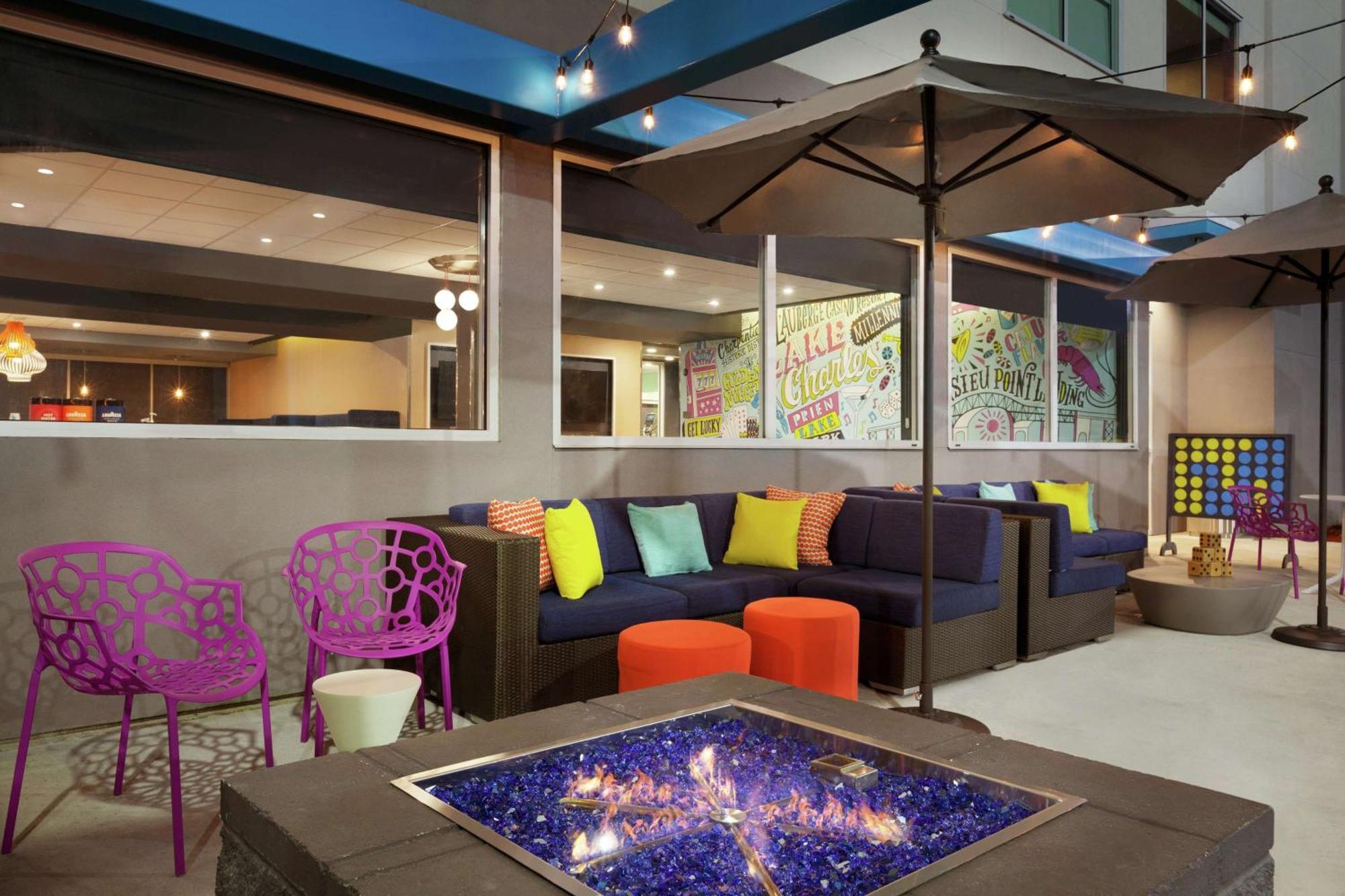 Tru By Hilton Charles