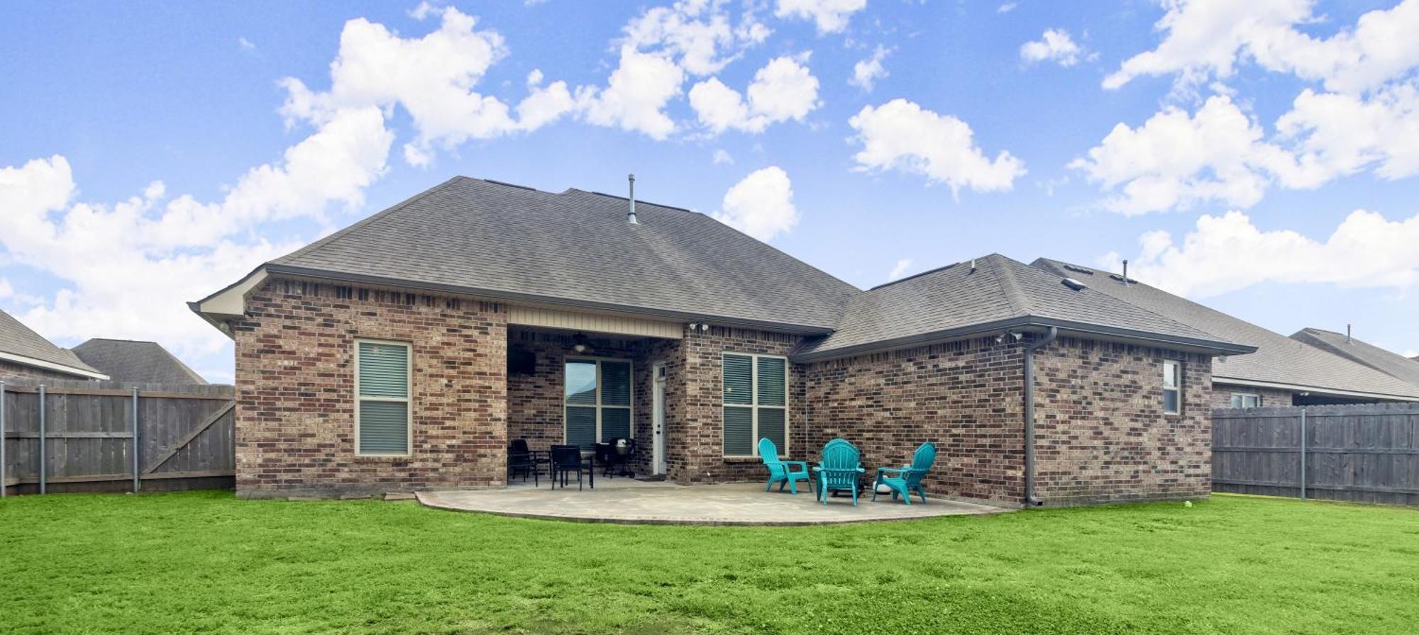 Fast Wifi 2 King Bedsbusiness Readypets Holiday home Lake Charles