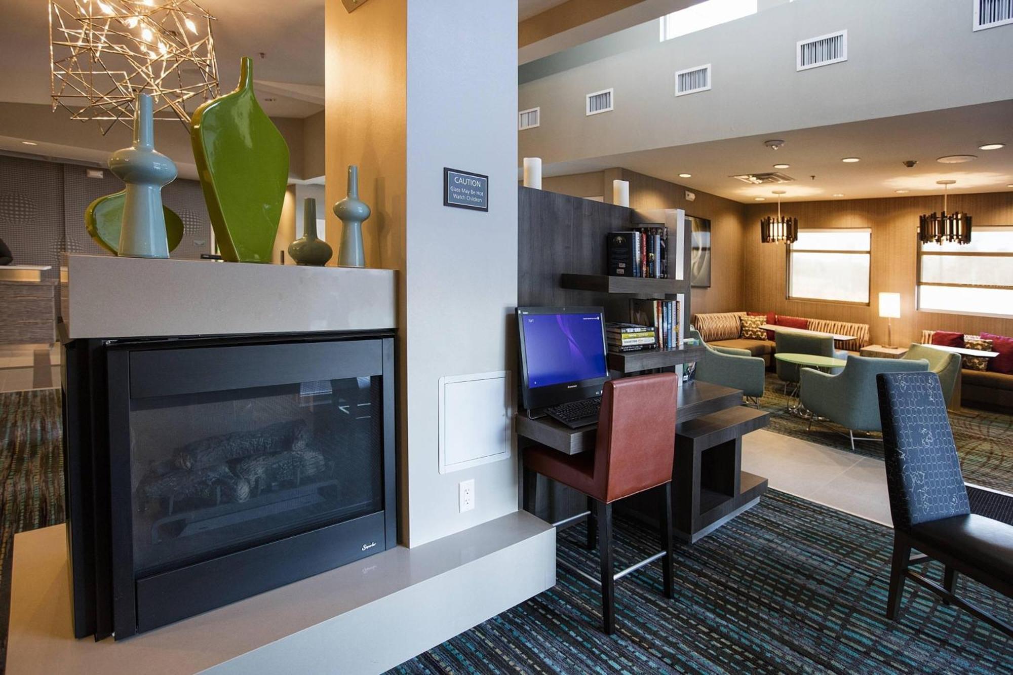 By Marriott Charles 3*
