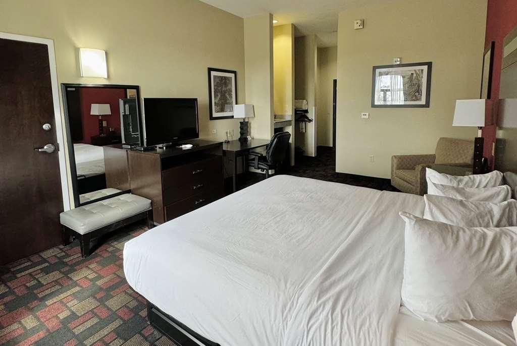 Wingate By Wyndham Charles Casino Area Hotel