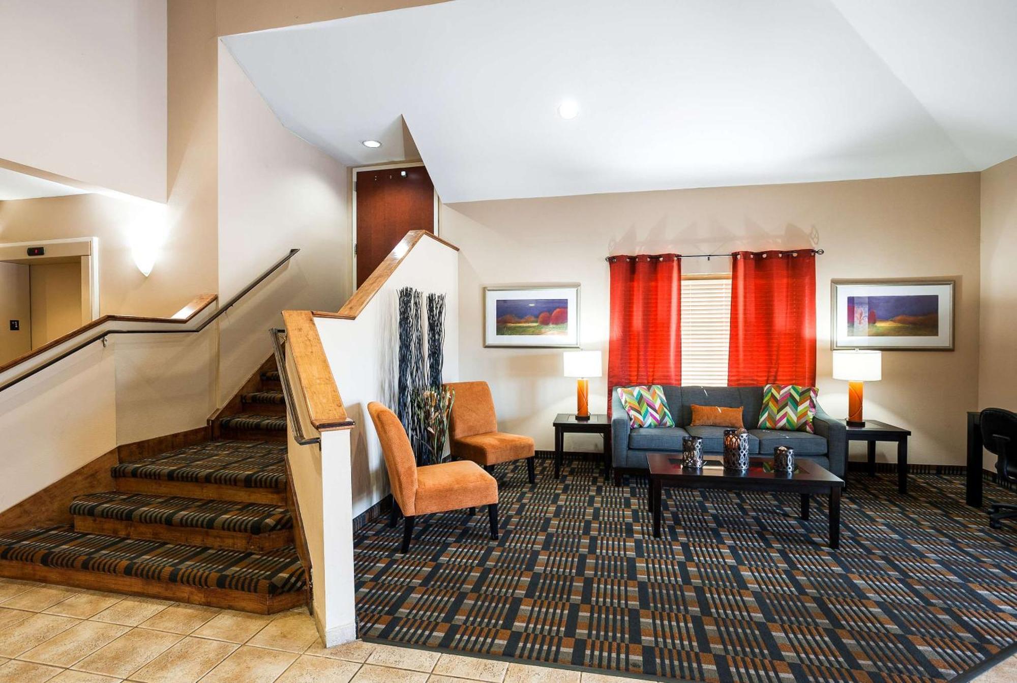 Quality & Charles South Hotel