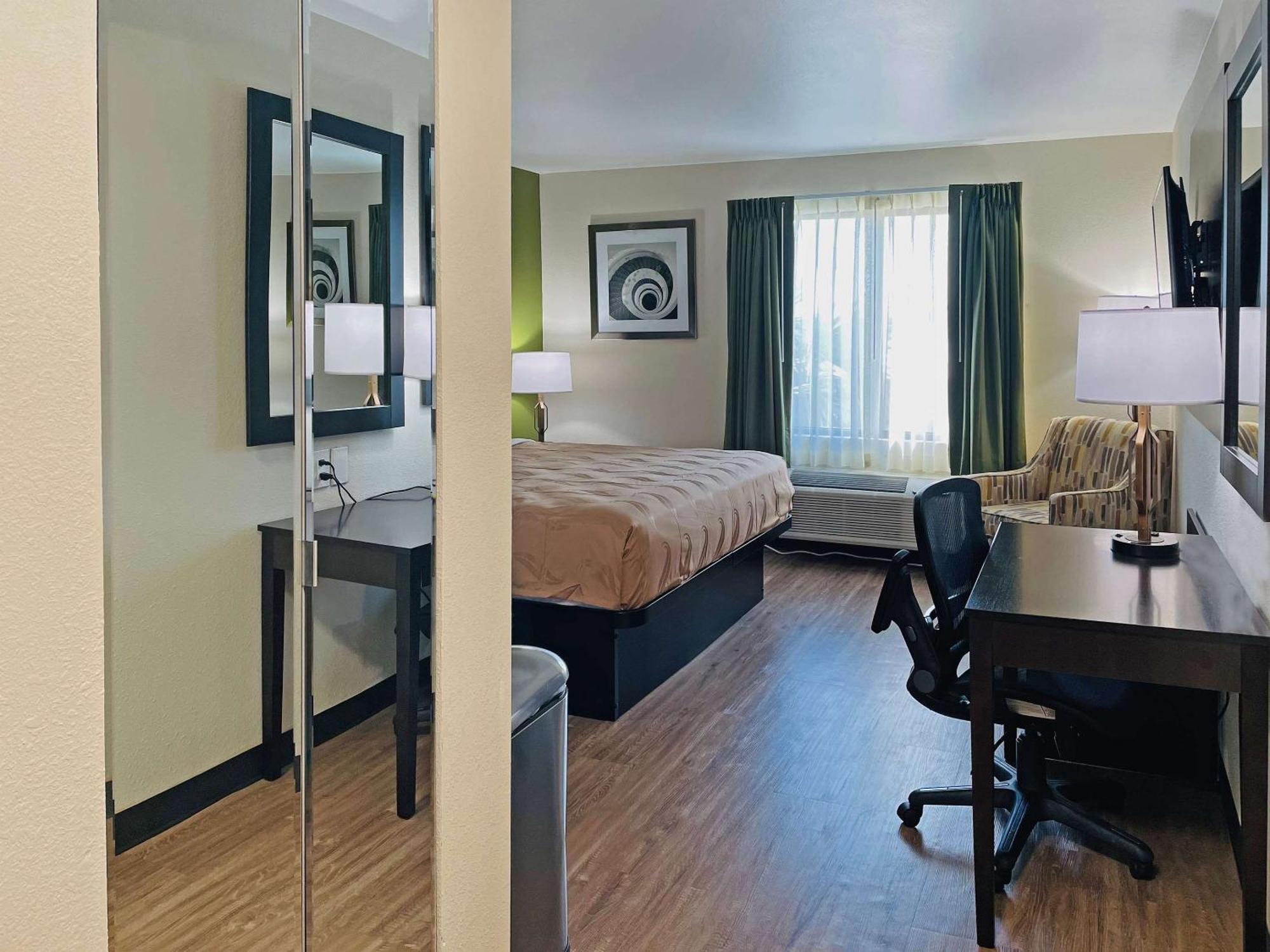Quality & Charles South Hotel Lake Charles