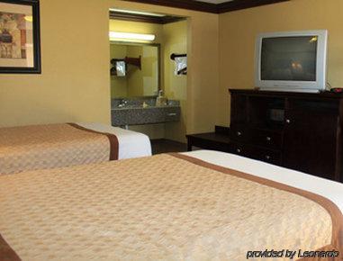 Days By Wyndham Lake Charles