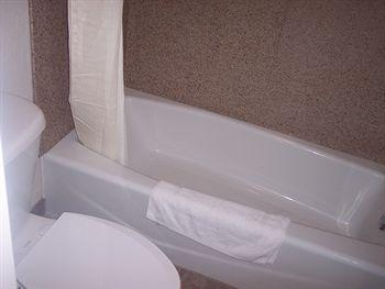 Deluxe Motel Lake Charles