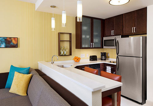 By Marriott Charles Hotel 3*