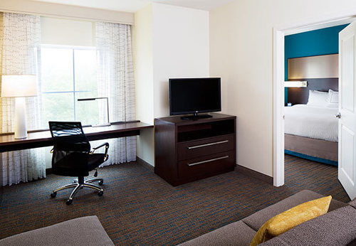 By Marriott Charles 3* Lake Charles