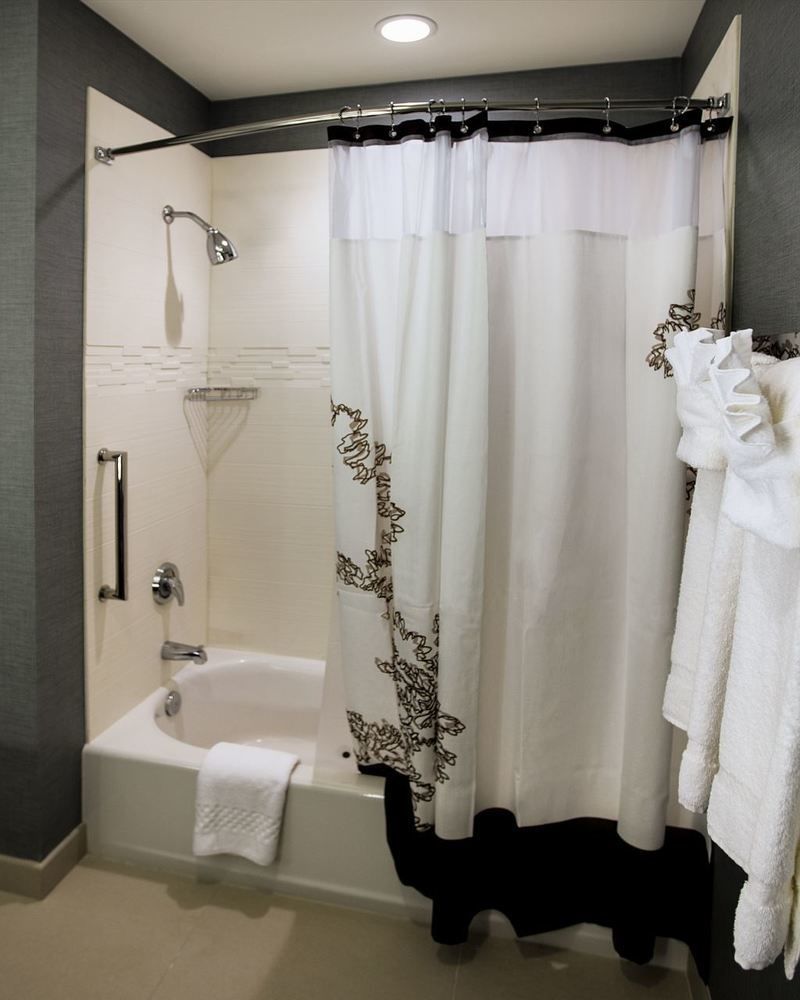 By Marriott Charles Hotel Lake Charles