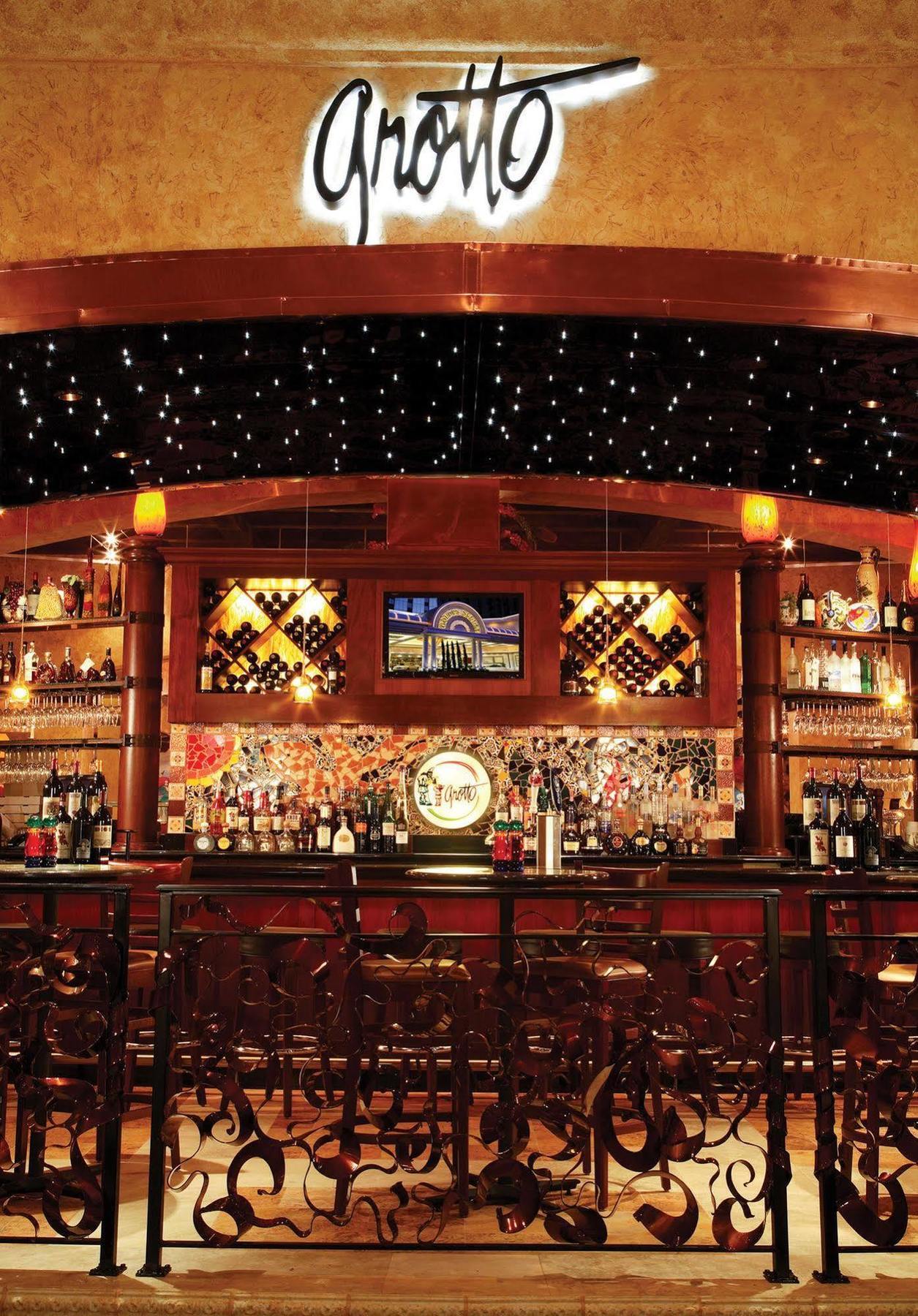 Golden Nugget Charles Resort 4*