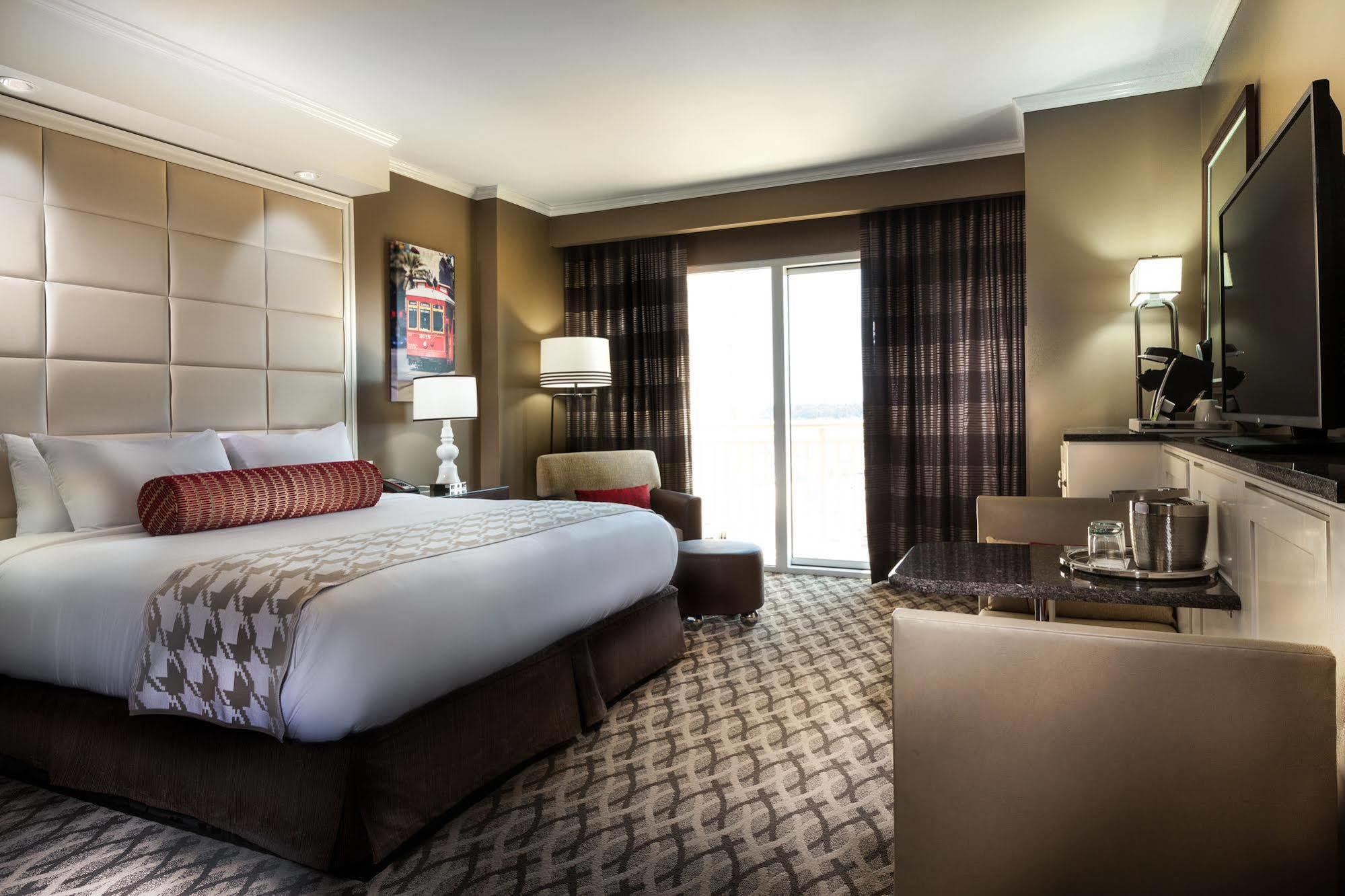 Golden Nugget Charles Resort 4*