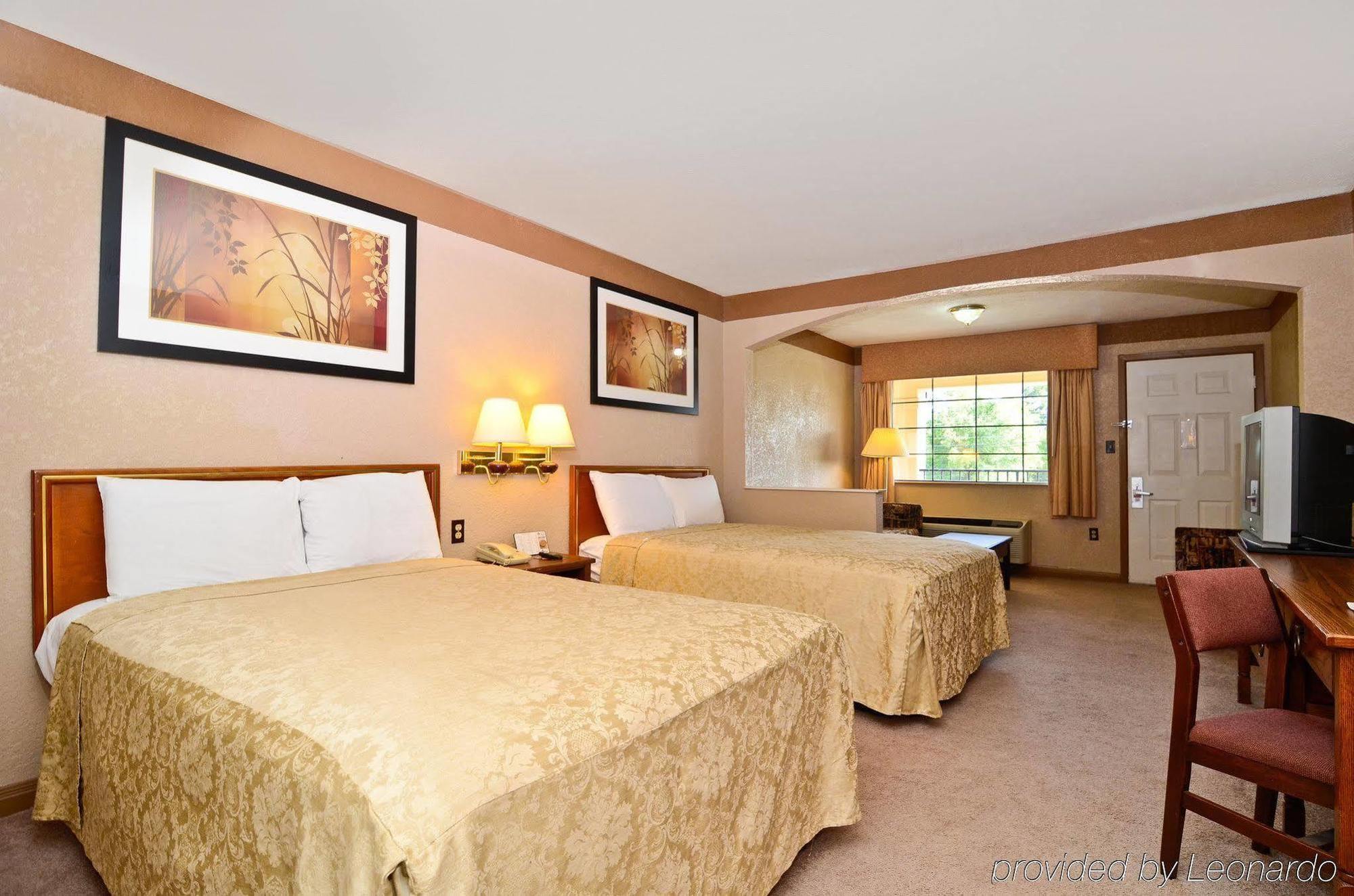 Hotel 6 Charles, La 2*