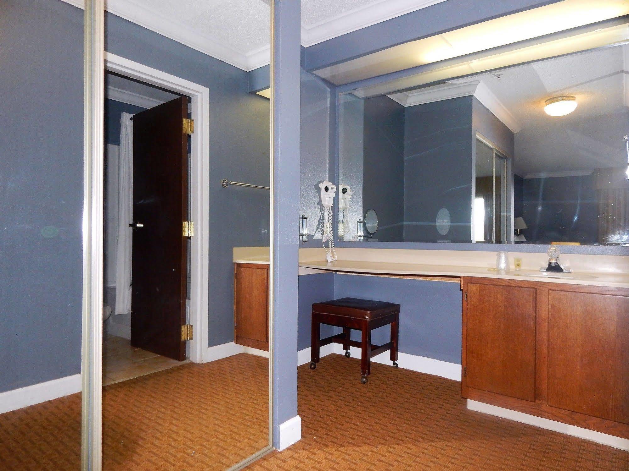 Richmond Hotel Lake Charles