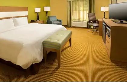 Hampton Charles 3*