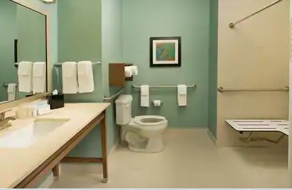Hampton Charles Inn 3*