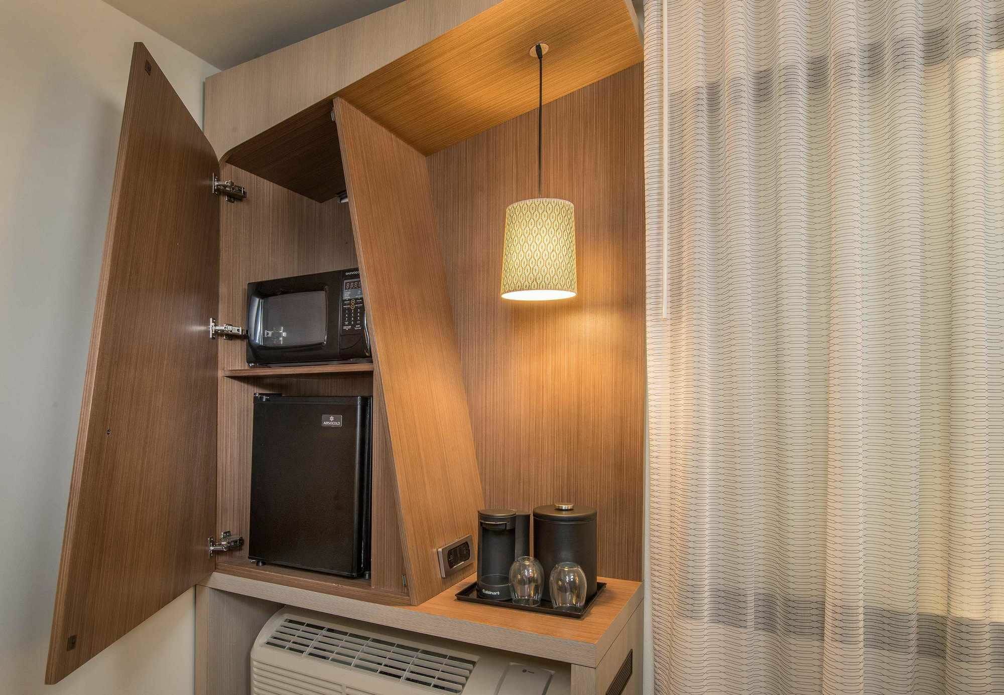 Courtyard Charles 3* Lake Charles