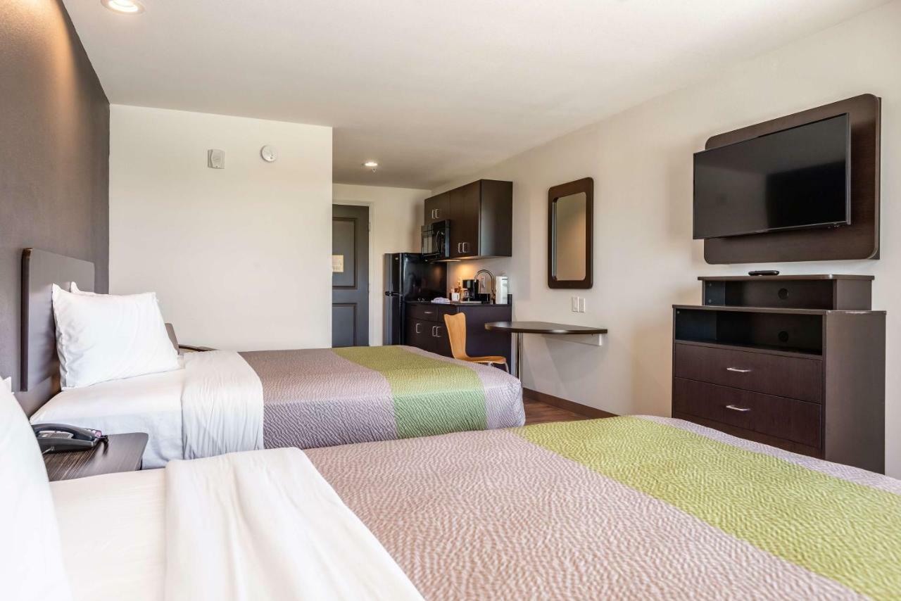 6 Charles Hotel 2*