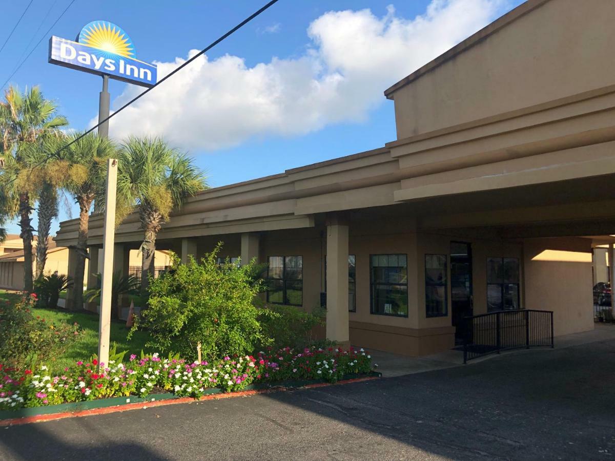 Days By Wyndham Hotel Lake Charles