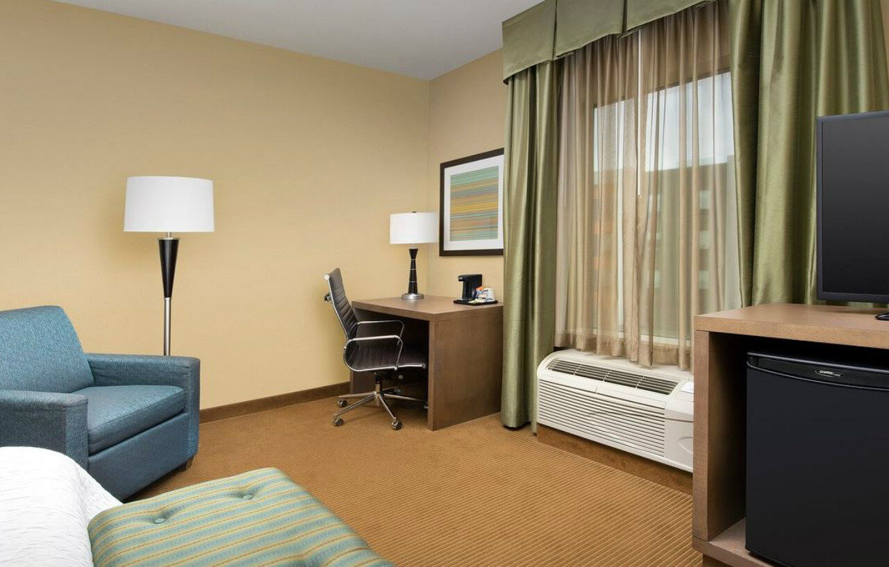 Inn Hampton Charles 3*